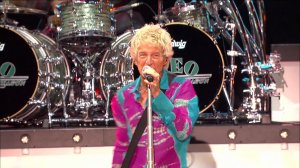  REO Speedwagon - Live At Moondance Jam (2013) BDRip 720p 